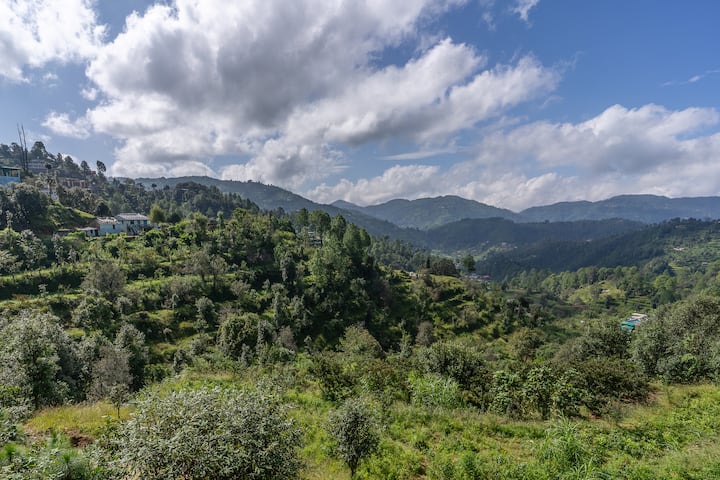 Bloomstone Orchard 3br–village Living By Homeyhuts - Mukteshwar