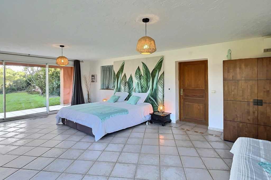 غرفة النوم 1