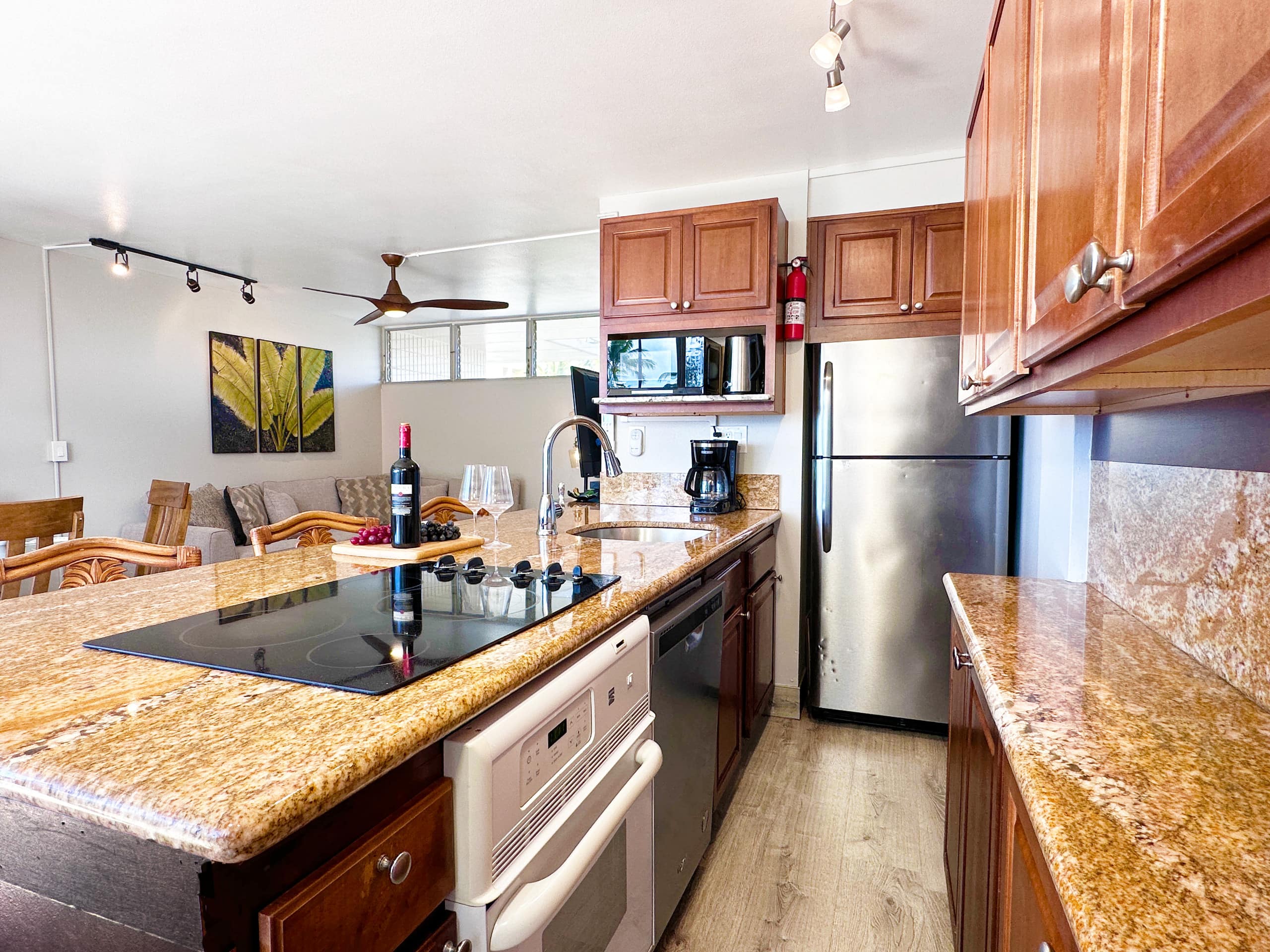 Condo in Kihei · ★4.78 · 2 bedrooms · 3 beds · 2 baths - Image 7