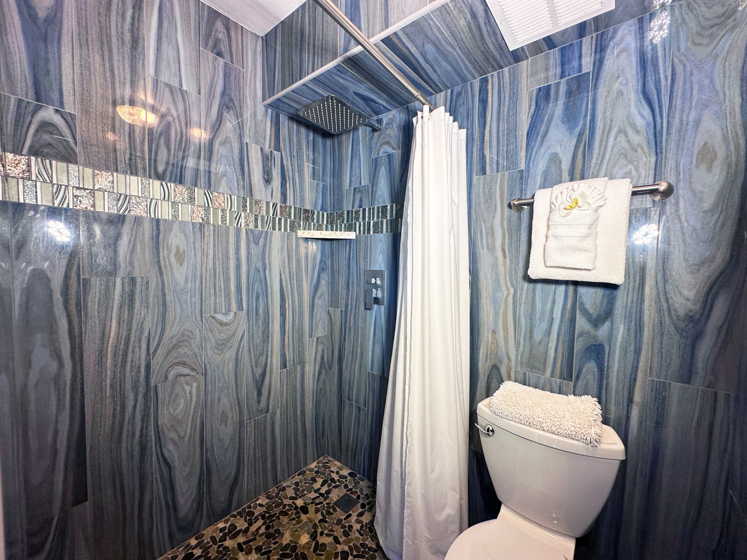 Condo in Kihei · ★4.78 · 2 bedrooms · 3 beds · 2 baths - Image 20