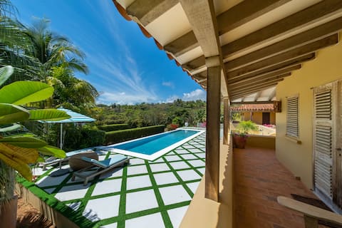 Charming Studio + 2 Bedrooms