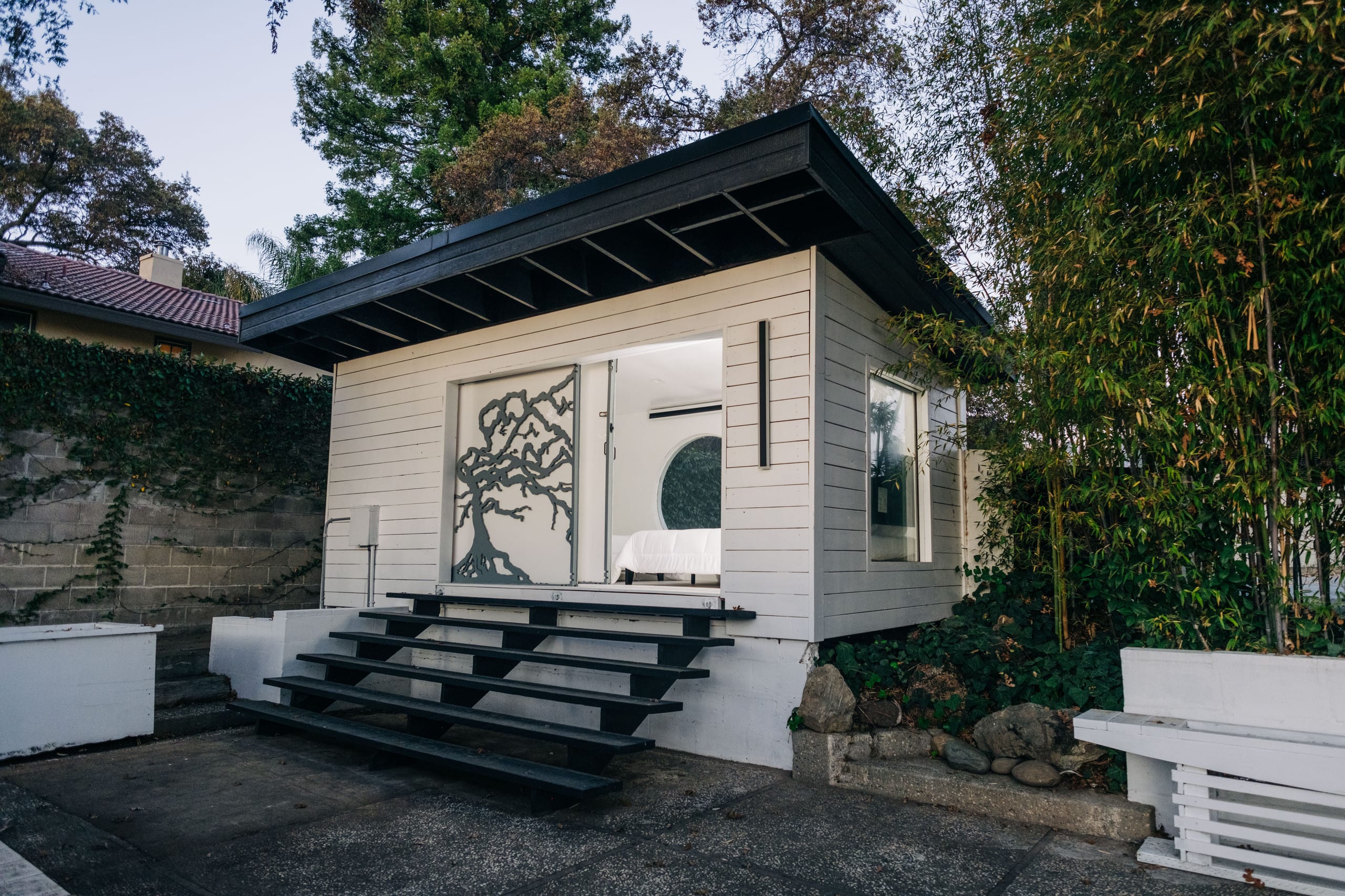 Spaceship Riverfront Home with Private Dock - Photo 254