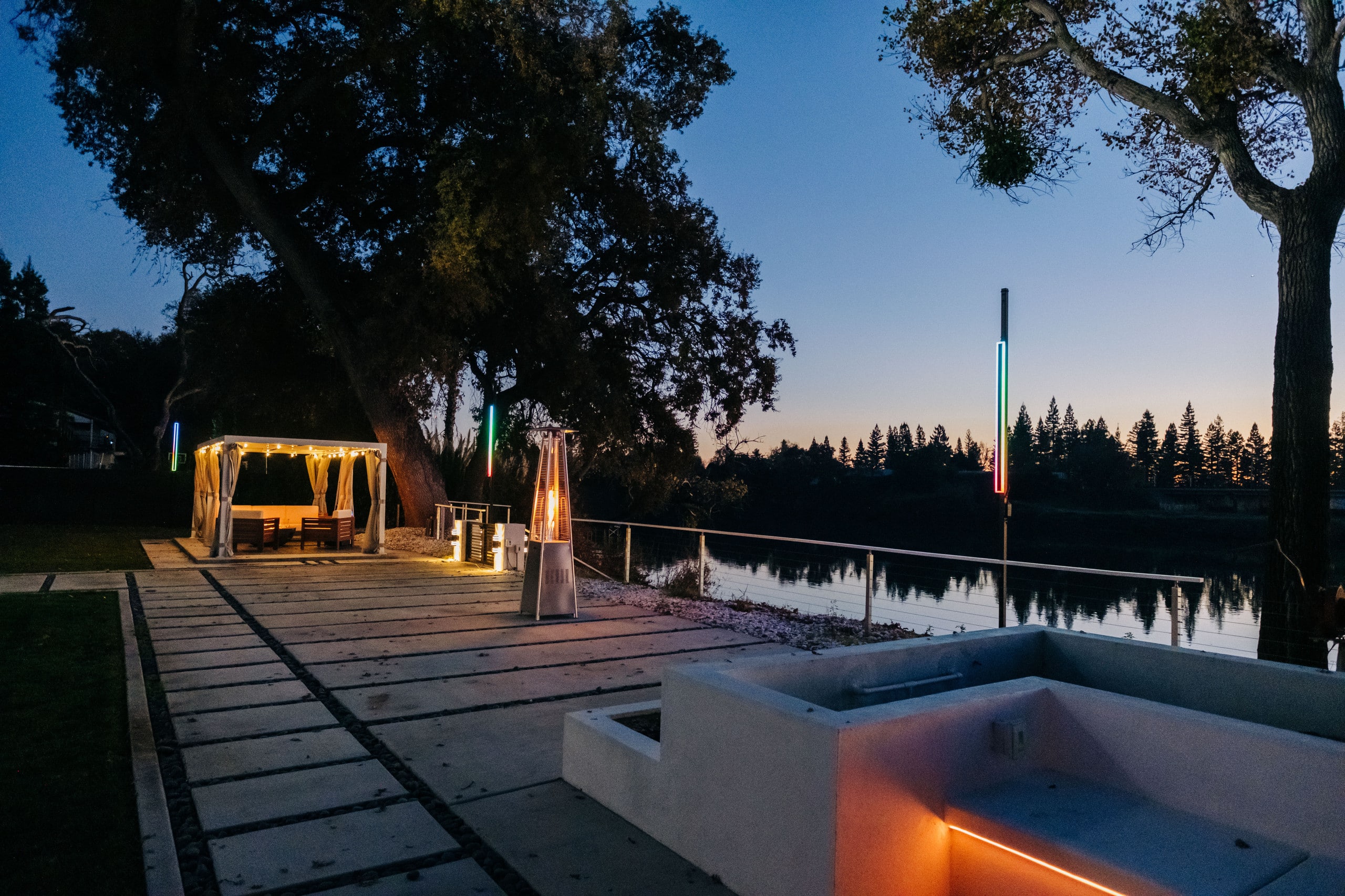 Spaceship Riverfront Home with Private Dock - Photo 288