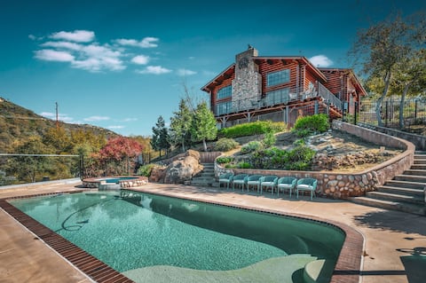 Perfect Mountain Retreat | Modern Amenities | Pool