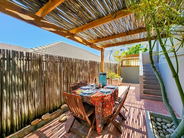 Bantry Bay Luxury gallery image 5