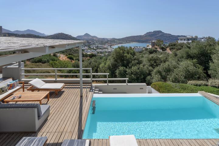 Villa Nissos-island style w/pool and Seaview