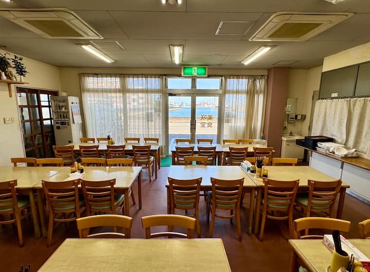 広々とした和室、アートな大浴場あり！料理が人気の美咲旅館 
朝食･夕食追加可能！ - 善通寺市