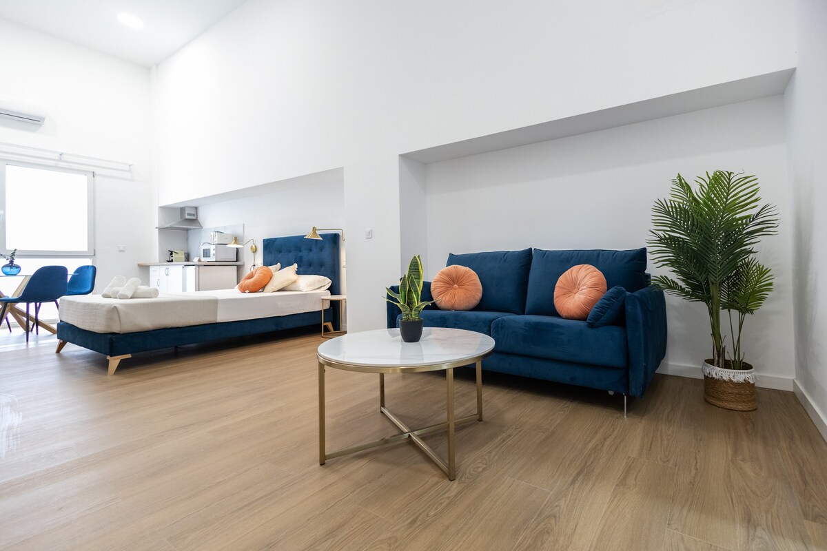 Popular Airbnb listing: Imprenta Sorolla E by Concept in Jesús