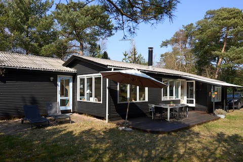 Beautiful cottage 250m to the beach