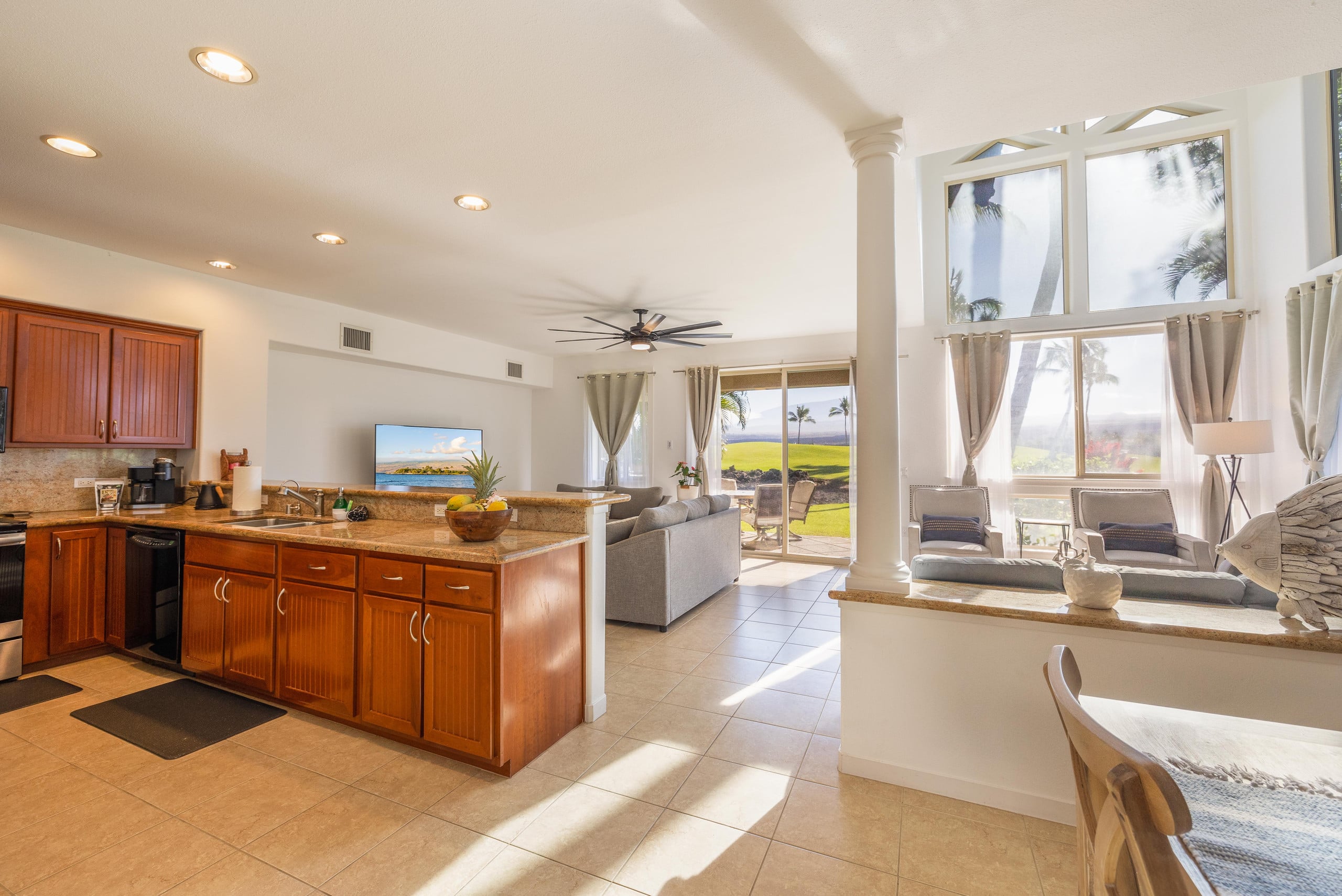 Condo in Waimea · ★5.0 · 3 bedrooms · 4 beds · 3 private baths - Image 8