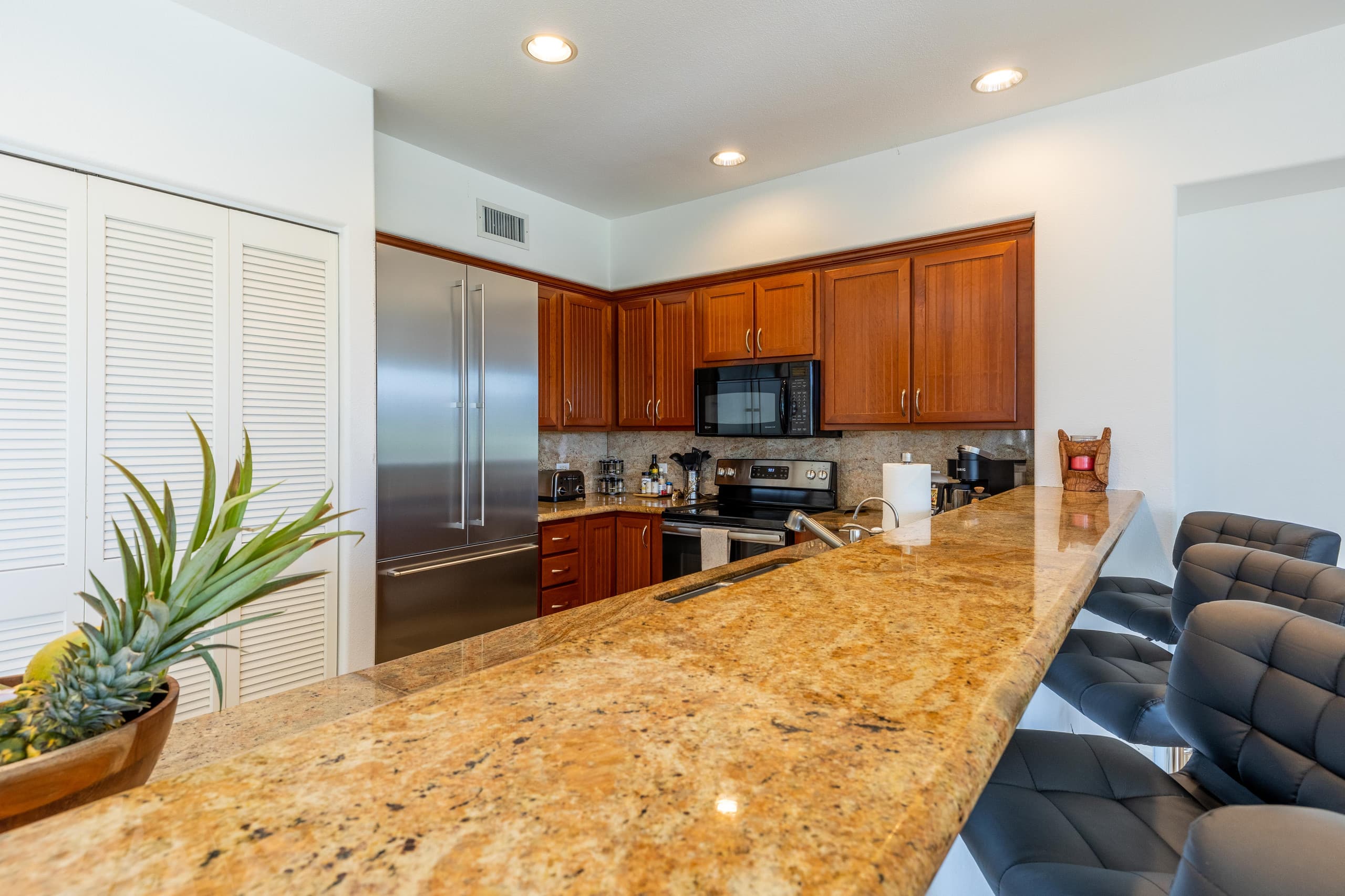 Condo in Waimea · ★5.0 · 3 bedrooms · 4 beds · 3 private baths - Image 10