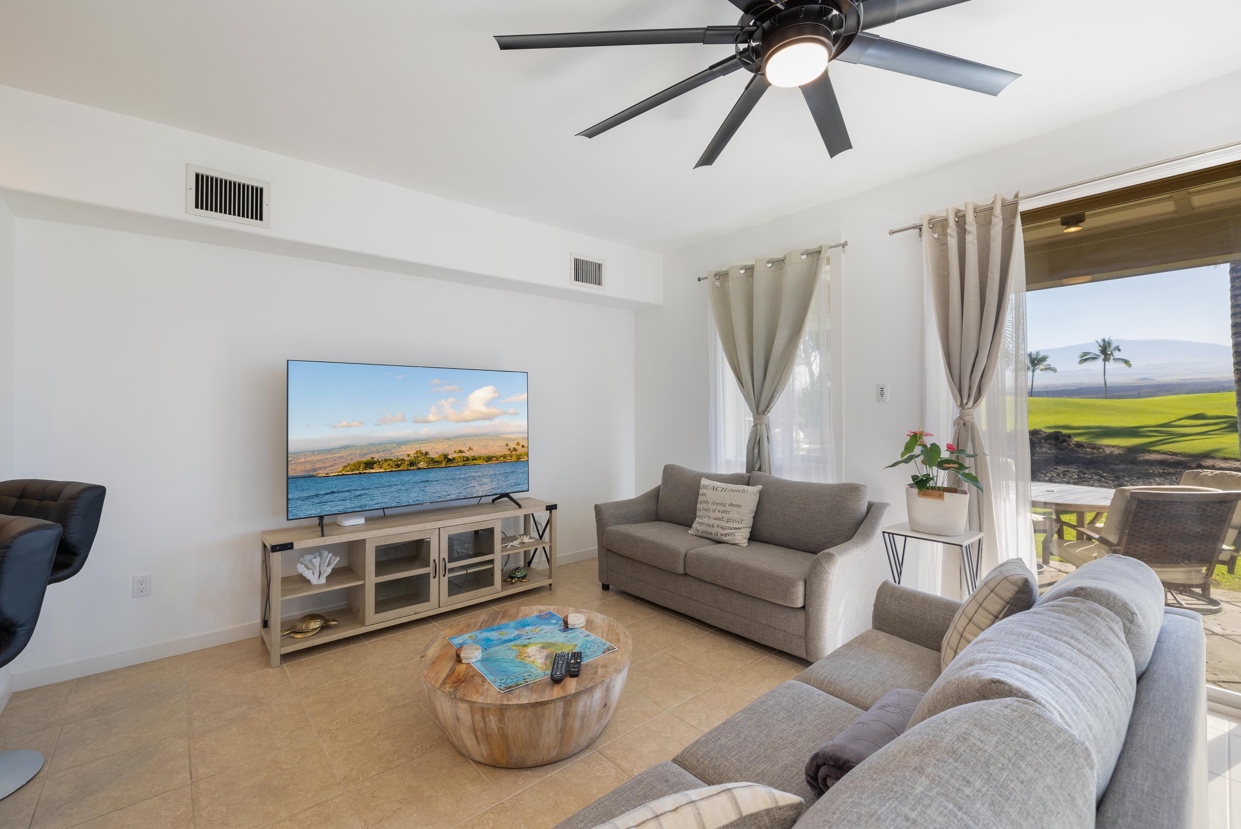 Condo in Waimea · ★5.0 · 3 bedrooms · 4 beds · 3 private baths - Image 6