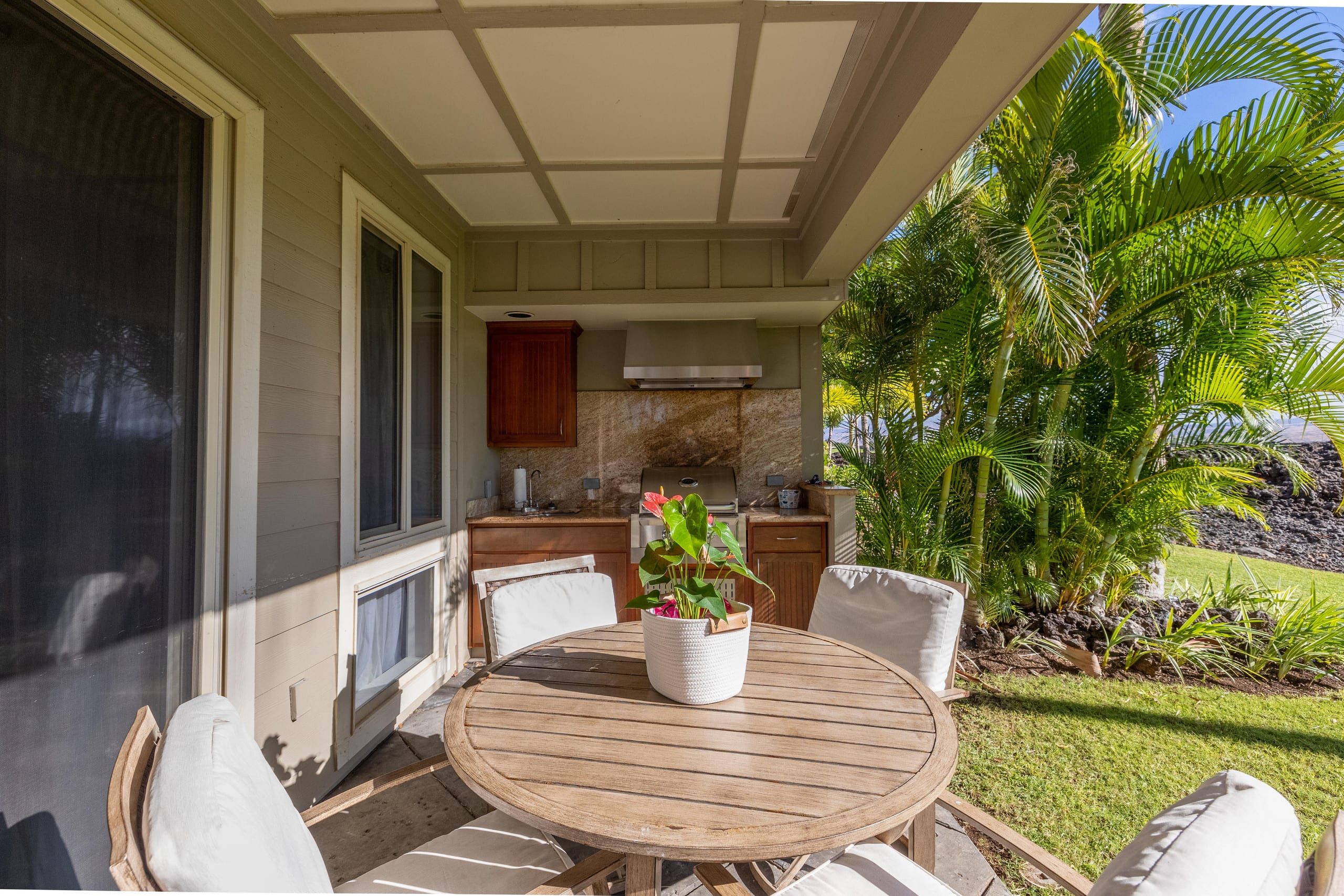 Condo in Waimea · ★5.0 · 3 bedrooms · 4 beds · 3 private baths - Image 28