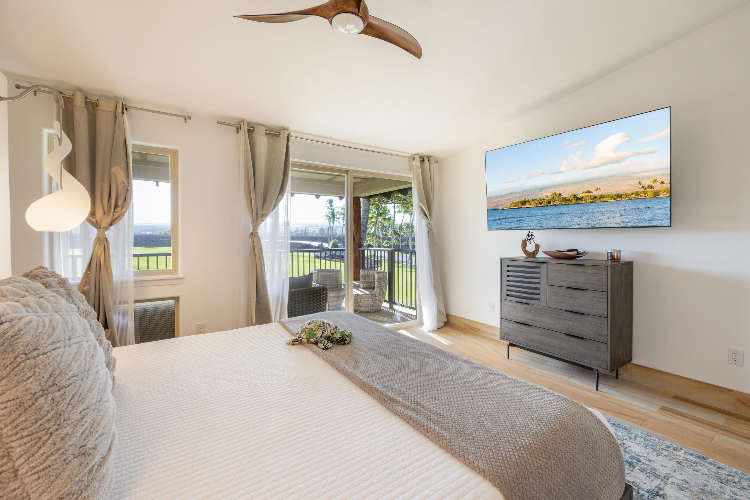 Condo in Waimea · ★5.0 · 3 bedrooms · 4 beds · 3 private baths - Image 16