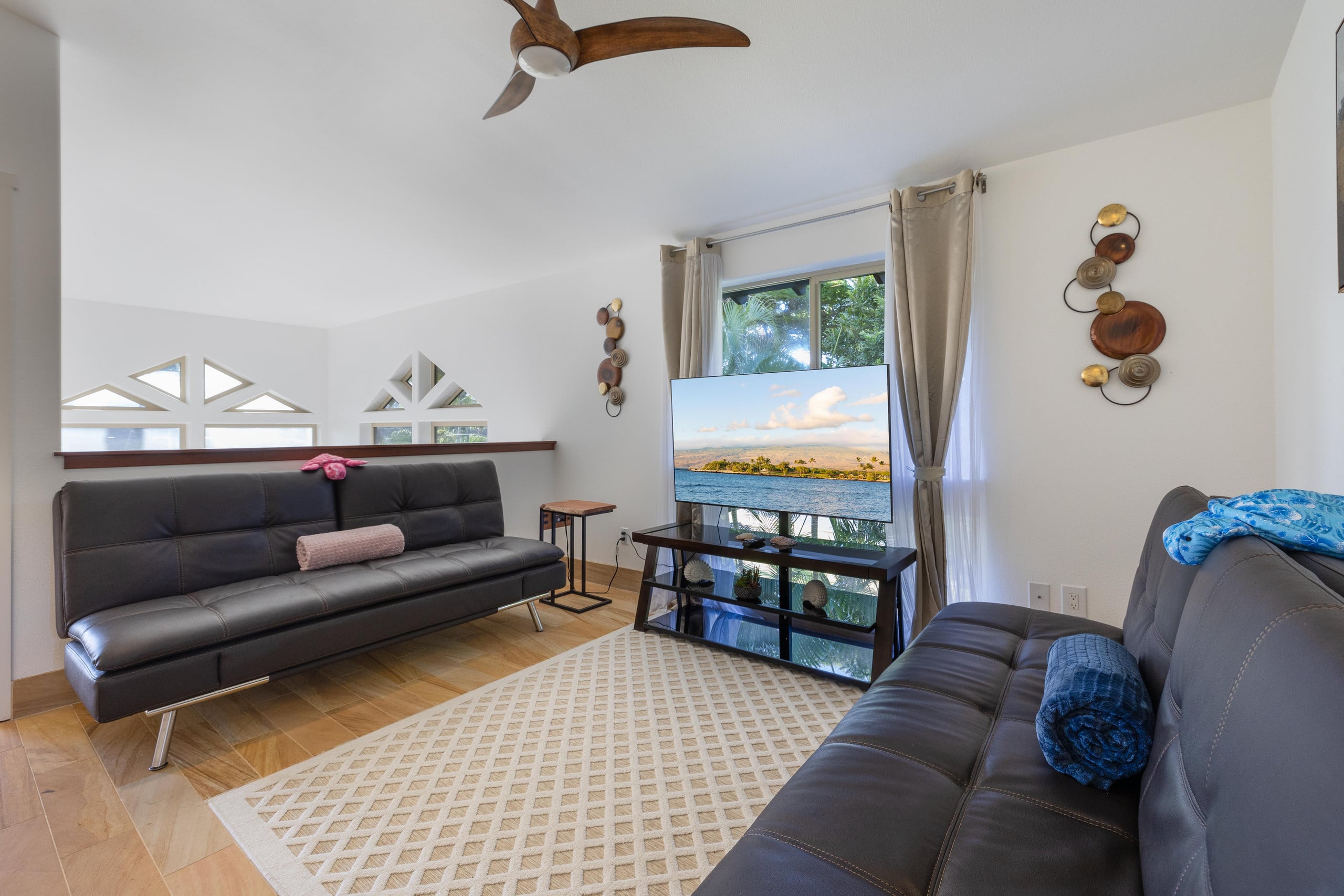 Condo in Waimea · ★5.0 · 3 bedrooms · 4 beds · 3 private baths - Image 7