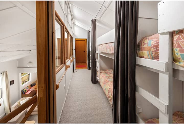 საძინებელი 4