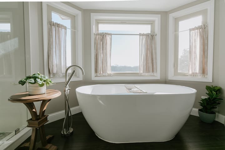 Private 6BD/4BA Oasis:HeatedPool+GameArea+Bar+Park gallery image 4