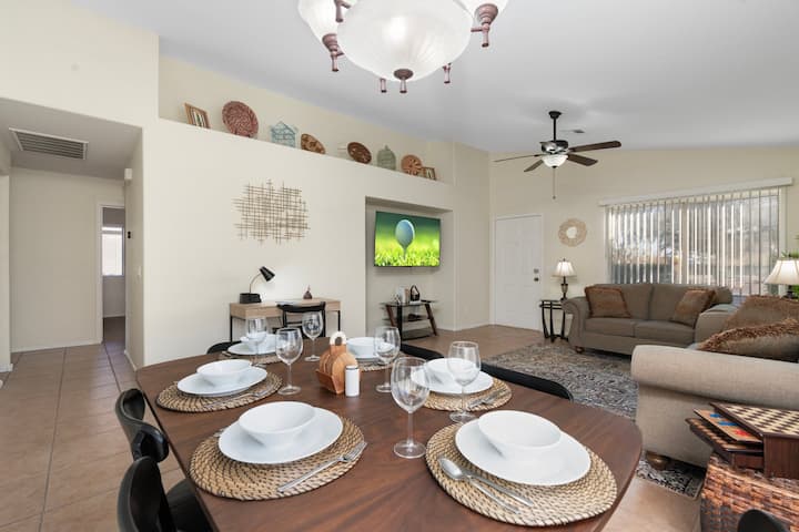 3bd/2ba House W/ Garage ~Charming Serenity In Mesa - Mesa, AZ