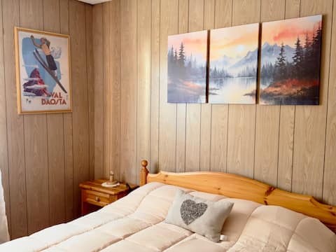 A 5-minute walk to the slopes