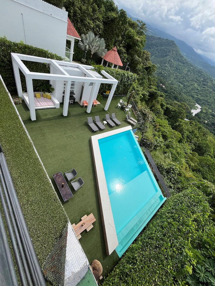 Seasonal Superb House For 15 Luxi Anapoima - Anapoima