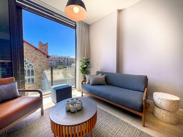 2 Bed Gem on Napier De-Waterkant gallery image 5