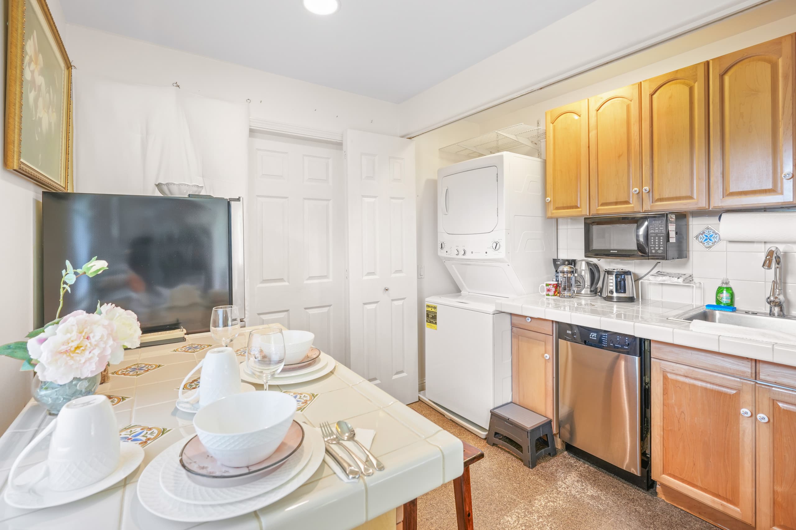 Beautiful Luxury Air Conditioned Apartment, Kauai - Image 12