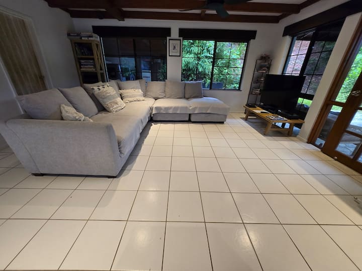 Shangri-la 29 Acres+ Pool +View +Pickleball Court - Daintree