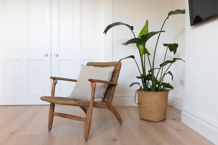 Cosy, Modern Victorian House - Dun Laoghaire
