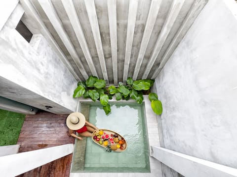 Greyscape House (Free parking,Netflix,Wifi,Landed)