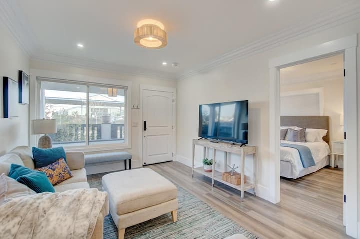Historic Barrio Logan Bungalow - San Diego, CA