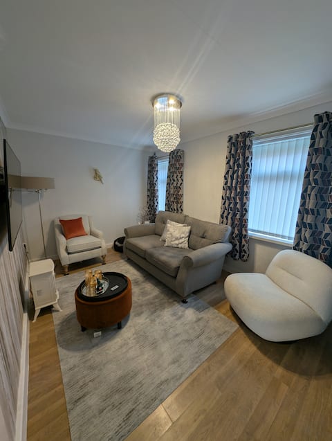 Popular Airbnb listing: 3 Bed House near Newcastle in Gateshead