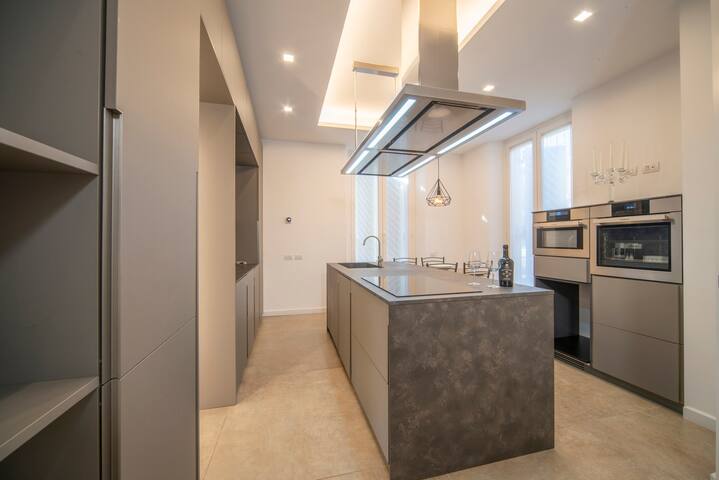 [Colosseo/Circo Massimo] New Luxury Apartment gallery image 3