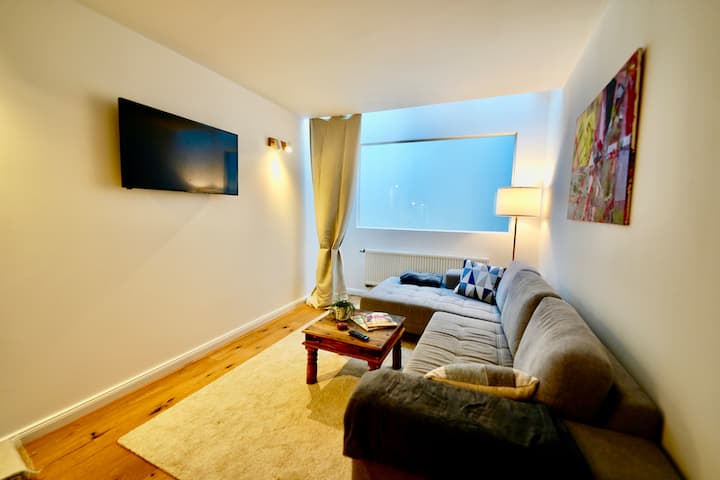 Cologne Maisonette | Near Dom | 3 Bedrooms