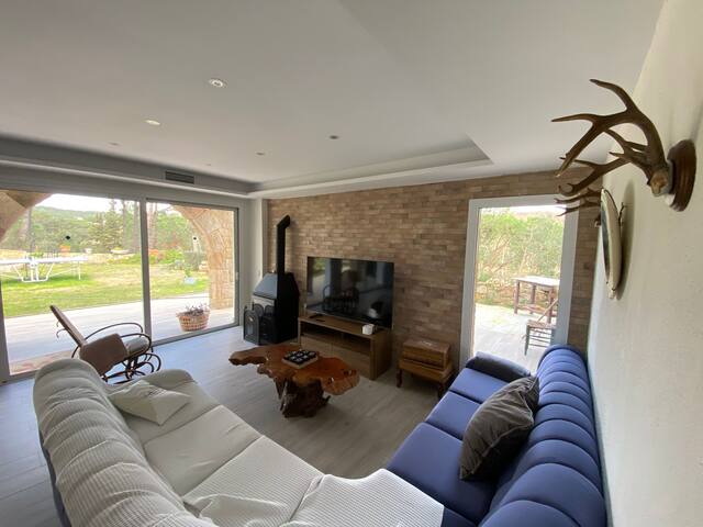 4 PER Casa con jardín-piscina jacuzzi cerca playa gallery image 2