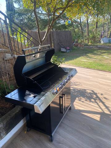 4 PER Casa con jardín-piscina jacuzzi cerca playa gallery image 5