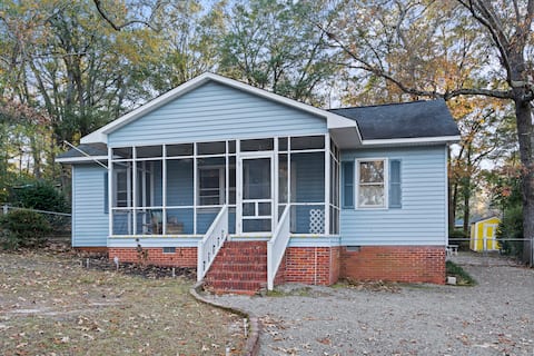 Turtle Cove | 3-bdrm in Dwntwn H-Ville