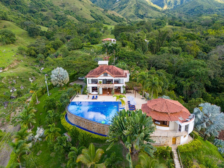 Espectacular Villa En San Jeronimo - "Terranostra" - San Jerónimo