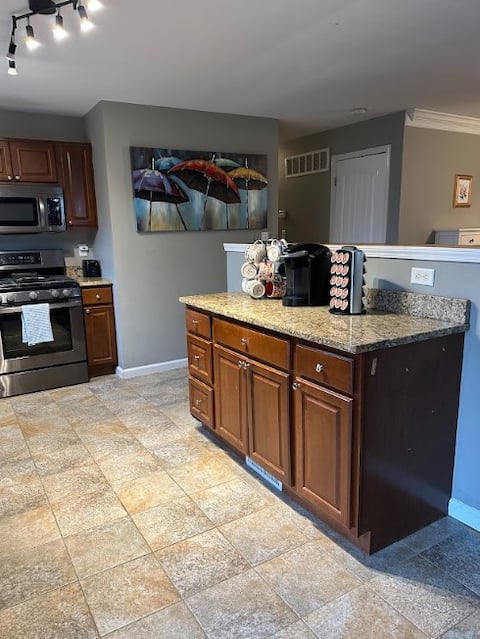 Quaint and Cozy Hamlet