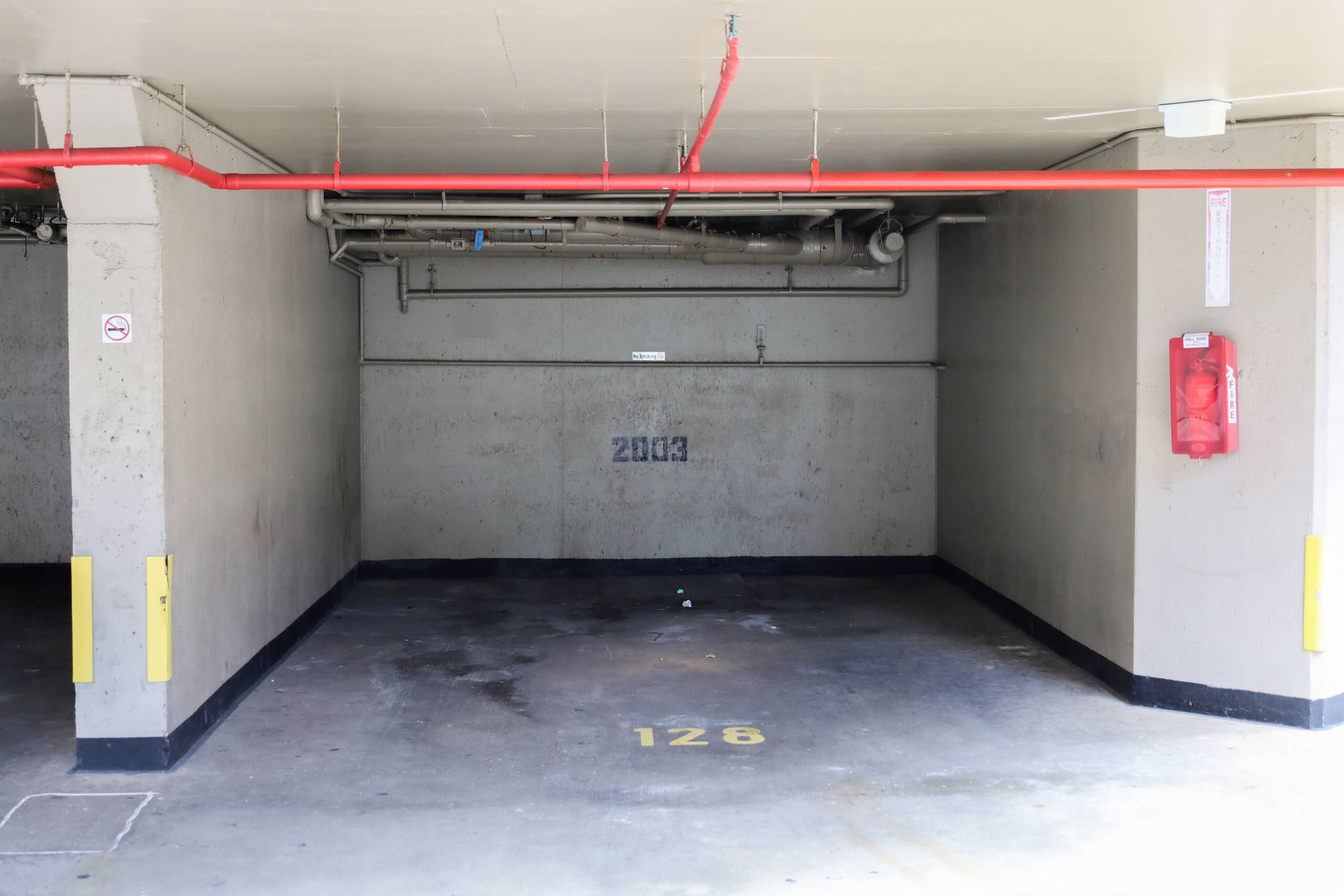Oceanview Freshly Renovated+Free Parking+WiFi! - Image 29