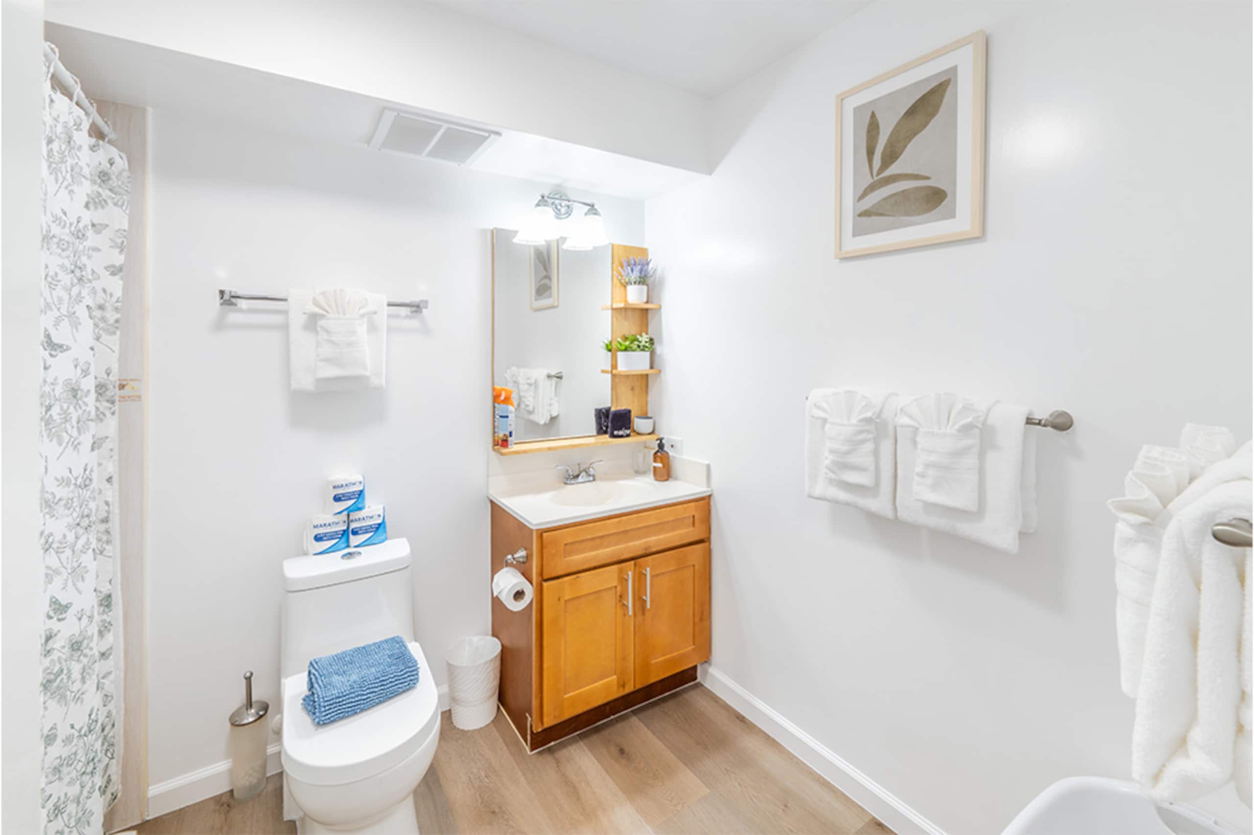 2b2b Spacious Apartment central waikiki  parking - Image 24