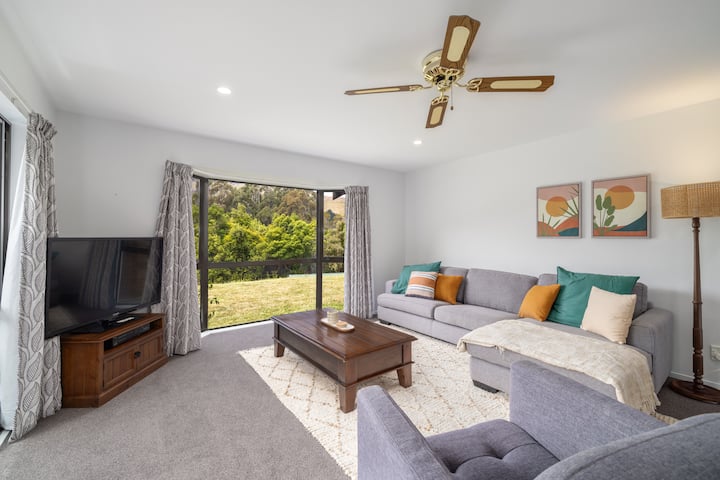Forest View - Spacious & Private Full Home Retreat - Little River