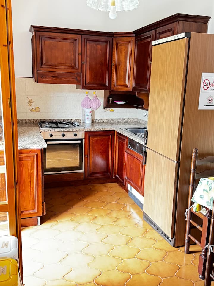 Guesthost - Solarolo Garden House With Balcony - Deiva Marina