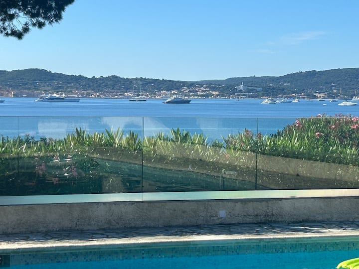 Villa"le Faune"
Ste. Maxime
Vue Panoramique Plage - 셍뜨호뻬