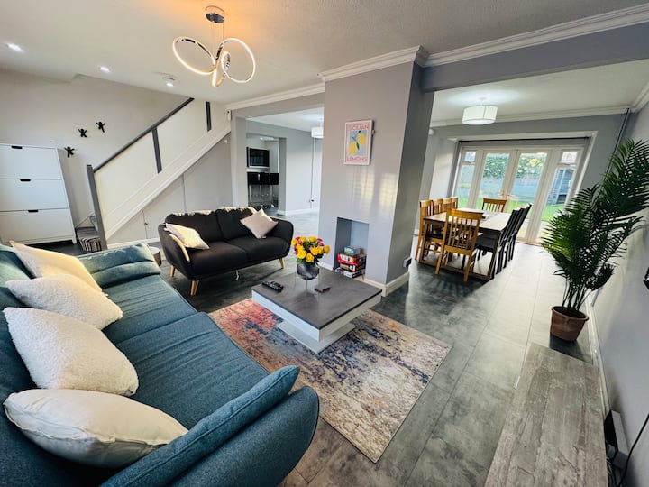 Spacious Open-plan Modern House W/ Garden&parking - Bristol