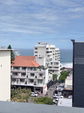 Sea Point Promenade gallery image 5