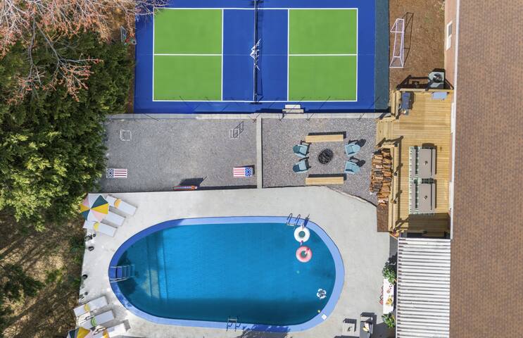 Heated Pool, Pickleball, Hot Tub, 10 mins to DT
