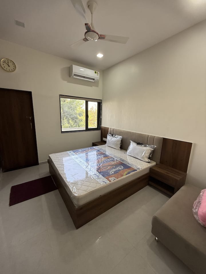 საძინებელი 15