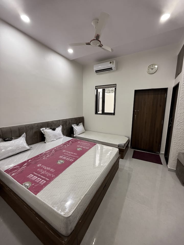 საძინებელი 7