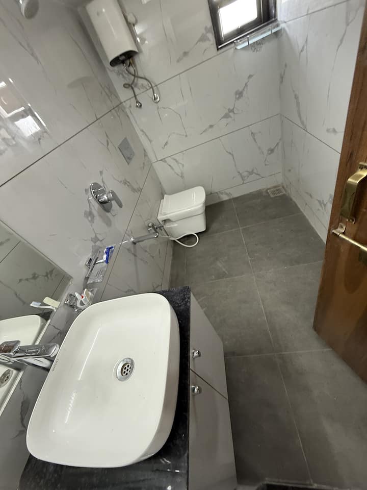 საძინებელი 14