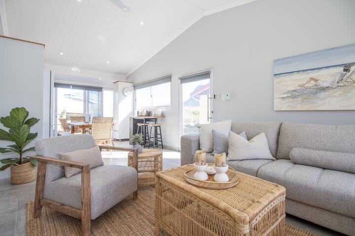 Hidden Beach Treasure gallery image 2